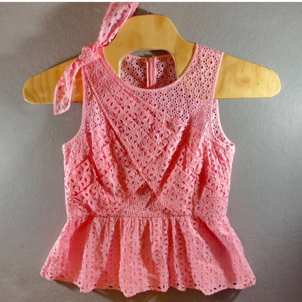 509 | NWT Lilly Pulitzer Diara Top Pink Tropic Eyelet Peplum Blouse Size 10